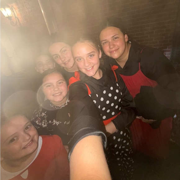 Meet your Posher, Alexis - Picture 10 of 11